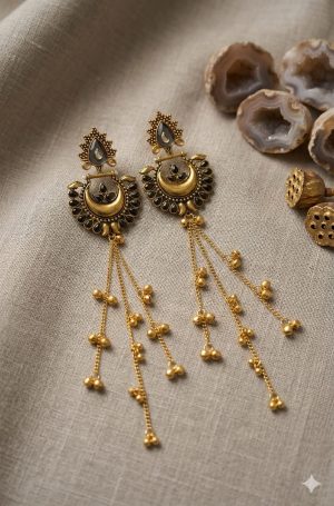 Kashmiri Earrings: Elegant Sparkle for Your Daily Look