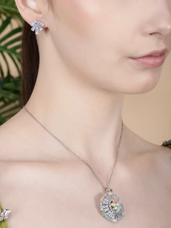 Radiant Floral Crystal Pendant for an Effortless Style Upgrade in party