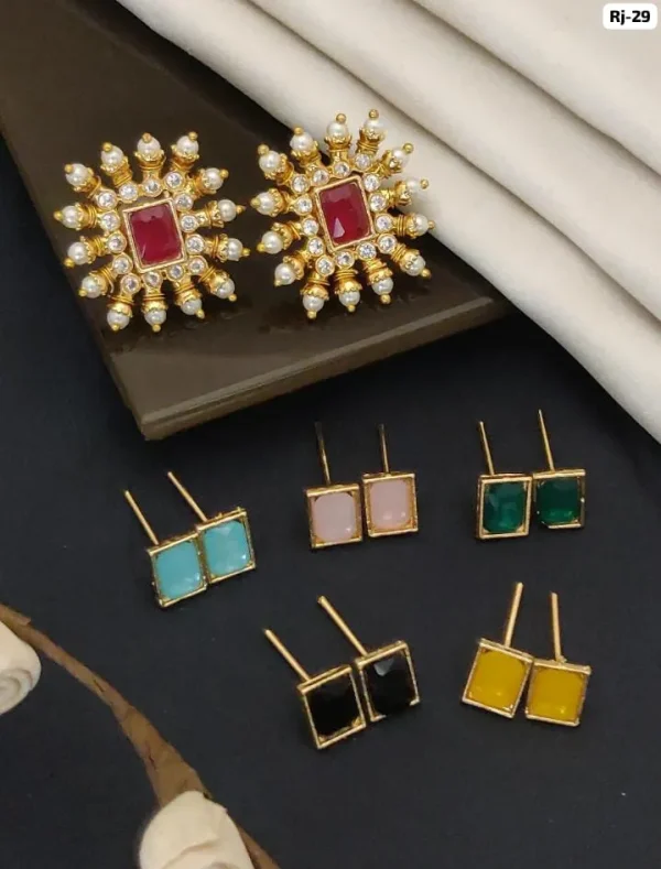 Geometric Square Earrings for a Modern Polished Look