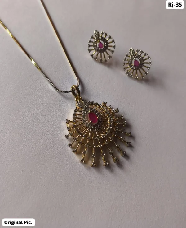 Elegant Daily Necklace for Sophisticated Style Under 500