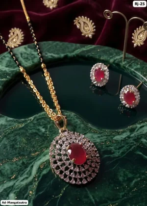 Radiant Elegance Necklace: Affordable Refined Everyday Style